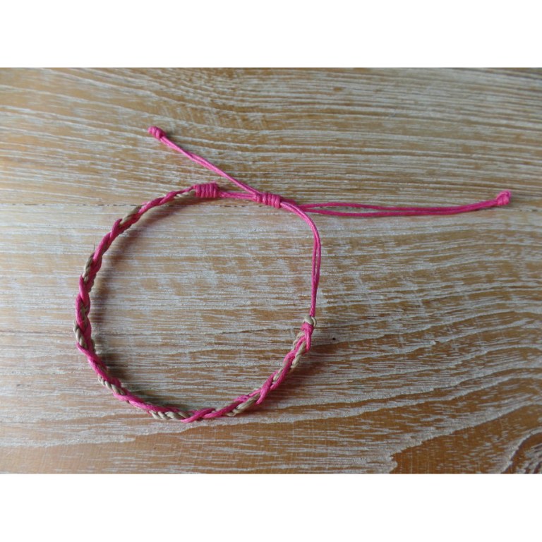 Bracelet natté ficelle rose