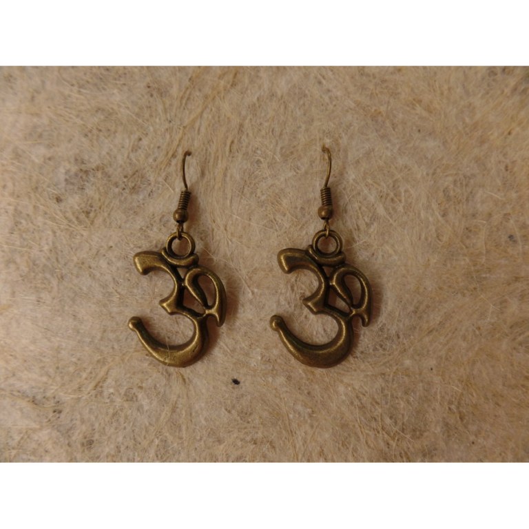 Boucles d'oreilles ॐ