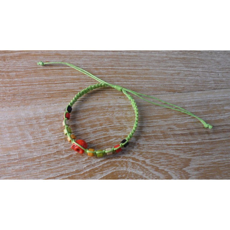 Bracelet macramé vert skull